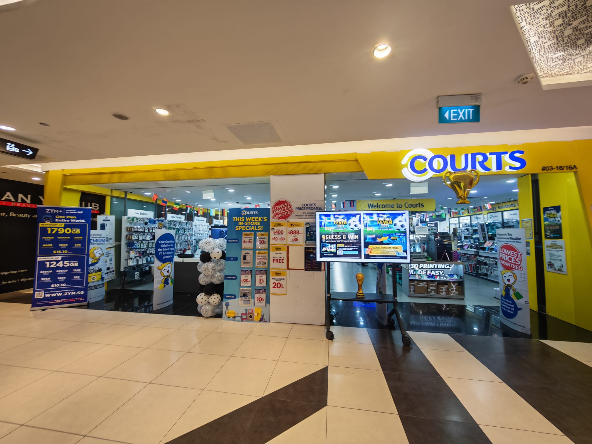 Courts Tampines Mall